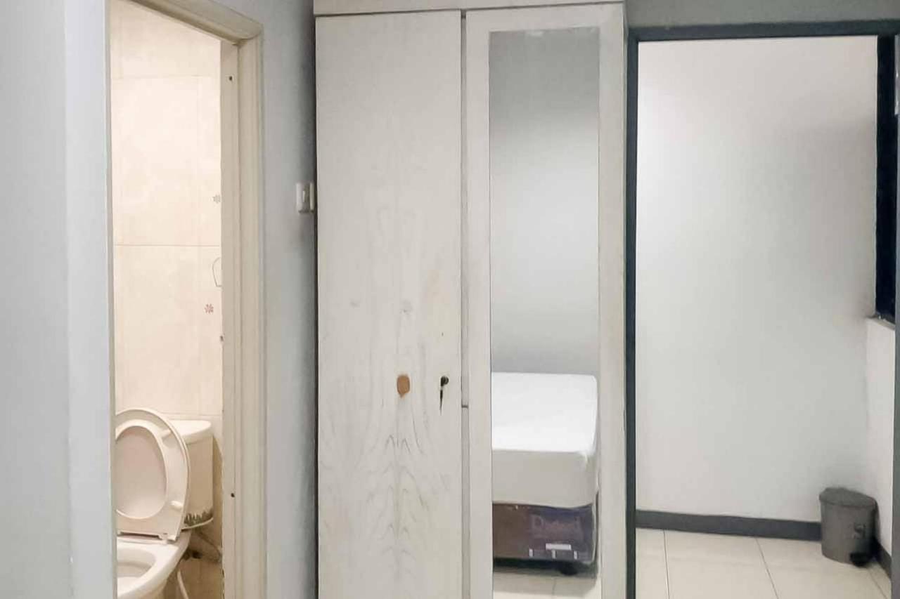 Rumahku Hayam Wuruk Mitra Reddoorz Jakarta Ngoại thất bức ảnh